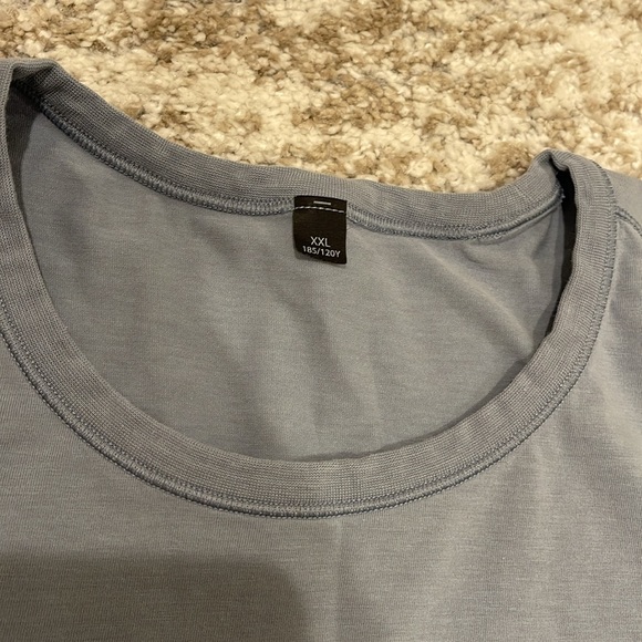 lululemon Fundamental T-Shirt  Size XXL - Picture 4 of 5